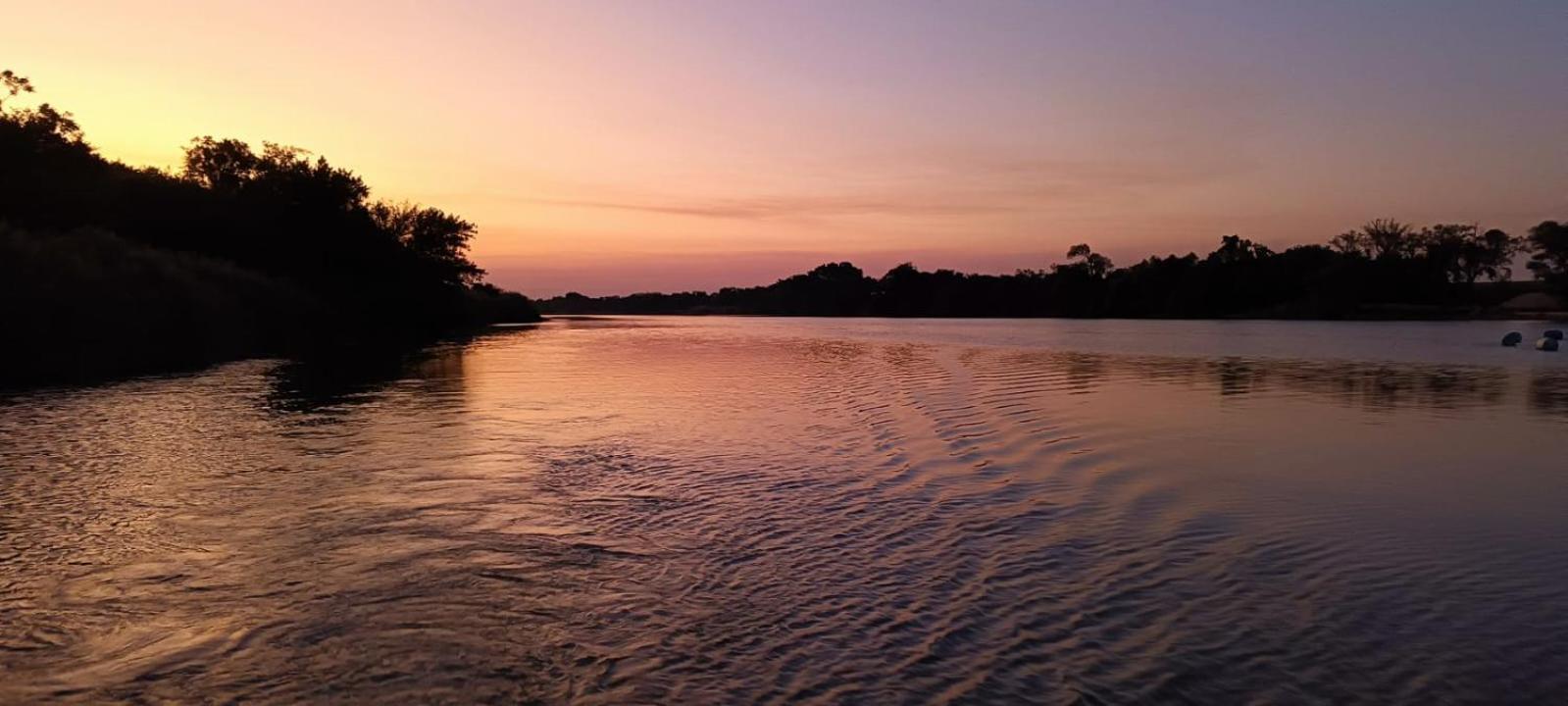 Hippo Retreat & Tiger Fishing Komatipoort Zewnętrze zdjęcie